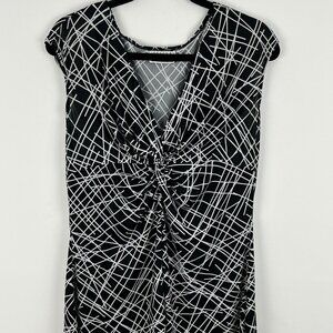 Selina Studio Top Blouse Tunic Size L Black Sleeveless V Neck Stretch Polyester